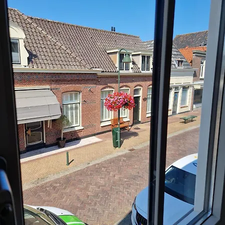 Gerenoveerde Jaren 1930 Woning In Hartje Holiday home Medemblik