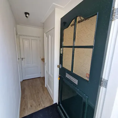 Gerenoveerde Jaren 1930 Woning In Hartje *