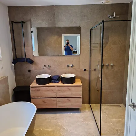 Gerenoveerde Jaren 1930 Woning In Hartje Vakantiehuis Medemblik