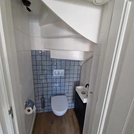 Gerenoveerde Jaren 1930 Woning In Hartje Vakantiehuis