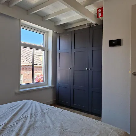 Gerenoveerde Jaren 1930 Woning In Hartje Vakantiehuis Medemblik